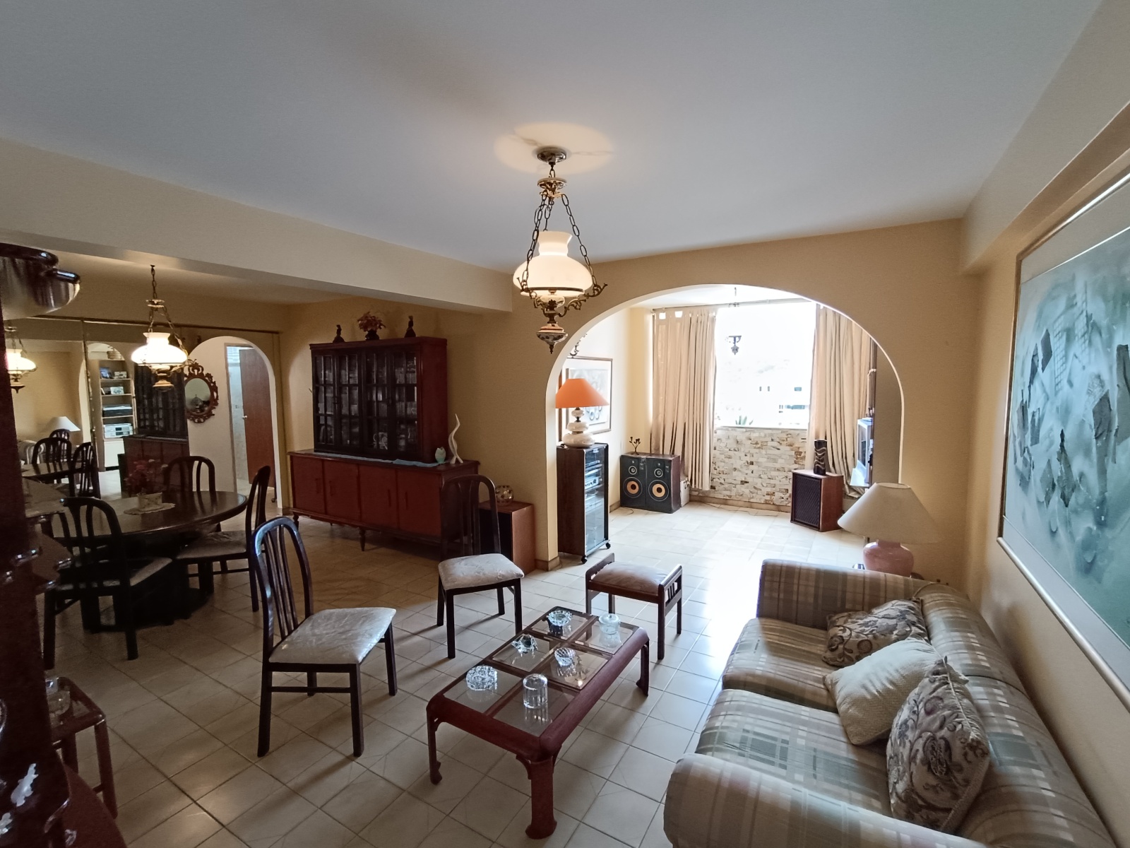 APARTAMENTO PARA REMODELAR EN SANTA PAULA - Res. Esmeralda